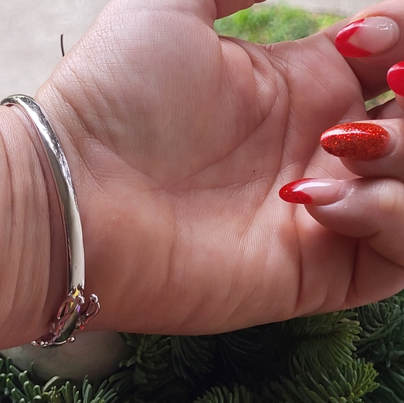 BRAND NEW Rhinestone Nail Bracelet - Picture 7 of 9